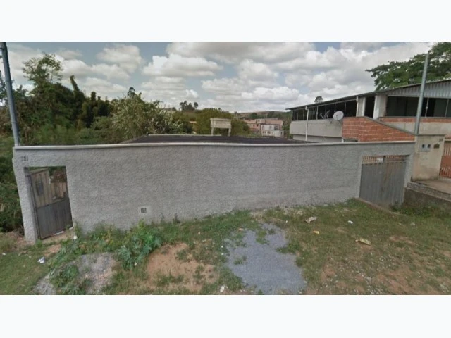 Casa em Barbacena/MG em Barbacena - Minas Gerais