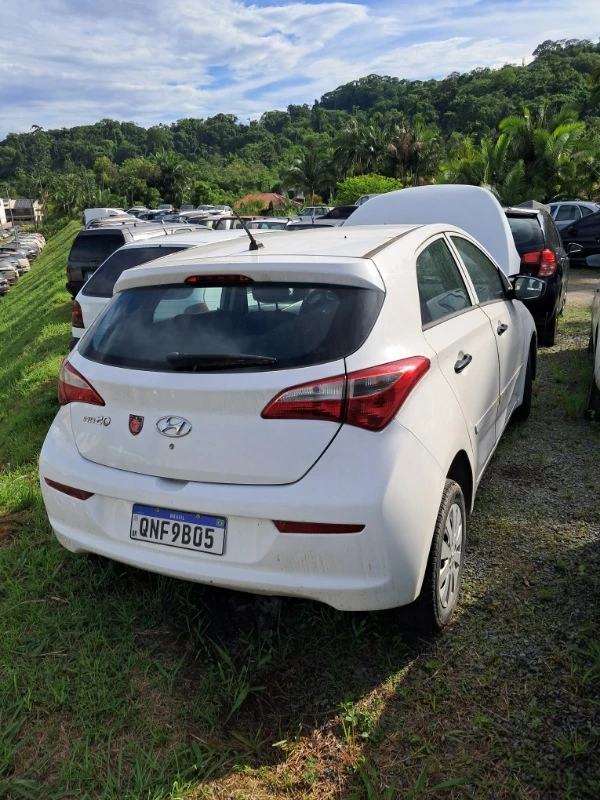 Hyundai HB20 Comfort 2017 1.0 Manual em Blumenau - Santa Catarina