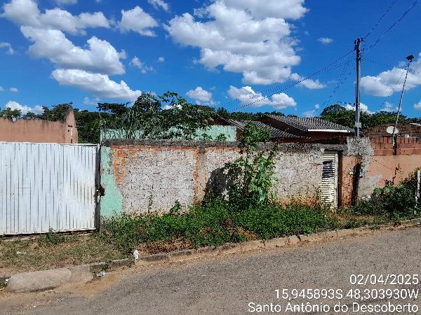 Casa com 2 Quartos em Santo Antônio do Descoberto GO em Santo Antônio Do Descoberto - Goiás