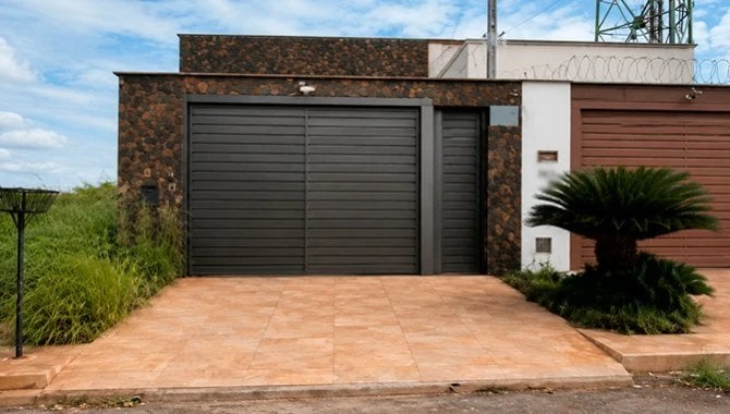 Casa Casa em Condomínio em Setor Cristina II Expansão, Trindade/GO em Trindade - Goiás