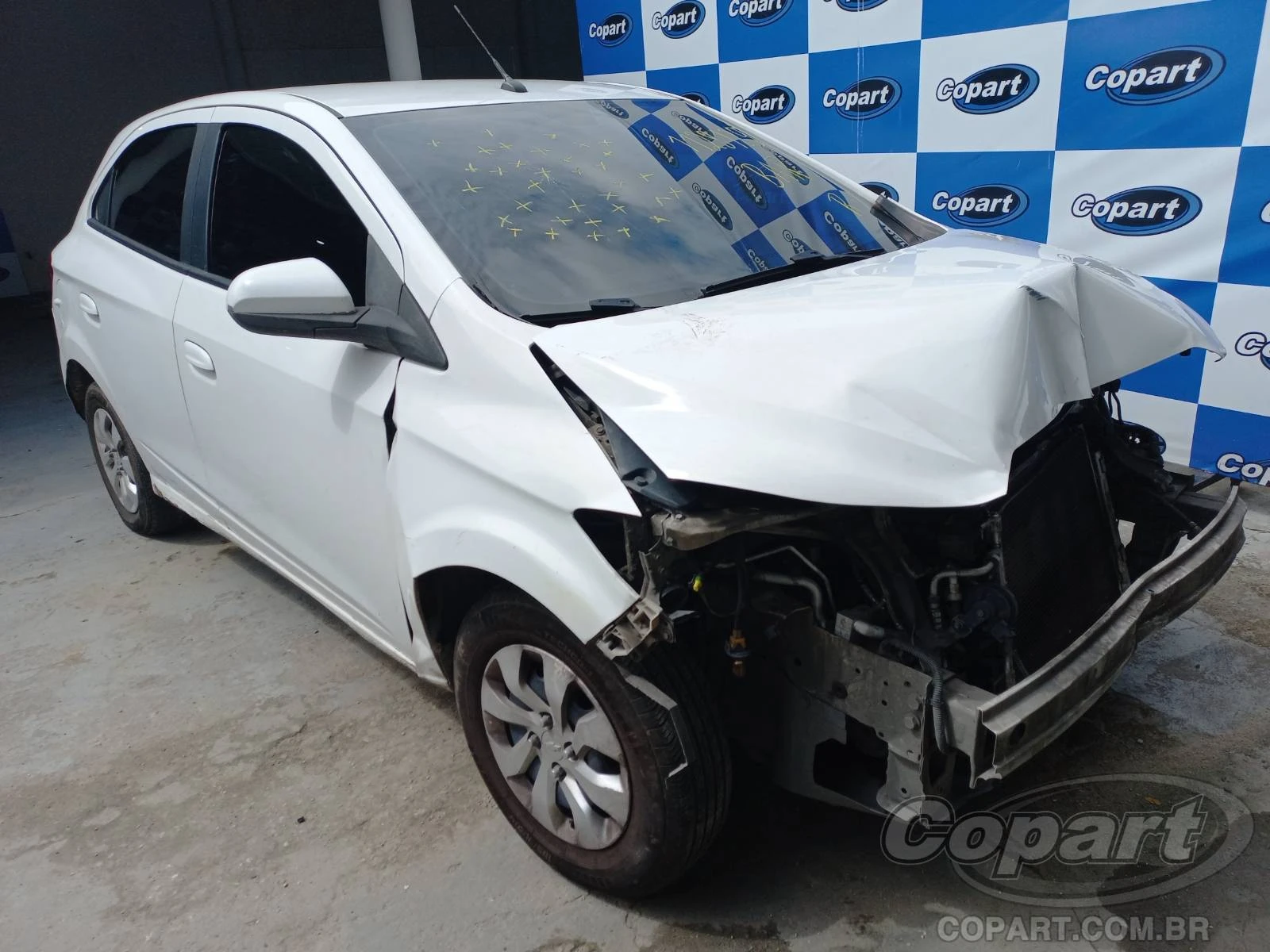 Chevrolet Onix Joy 2019 1.0 Eco em Manaus - Amazonas