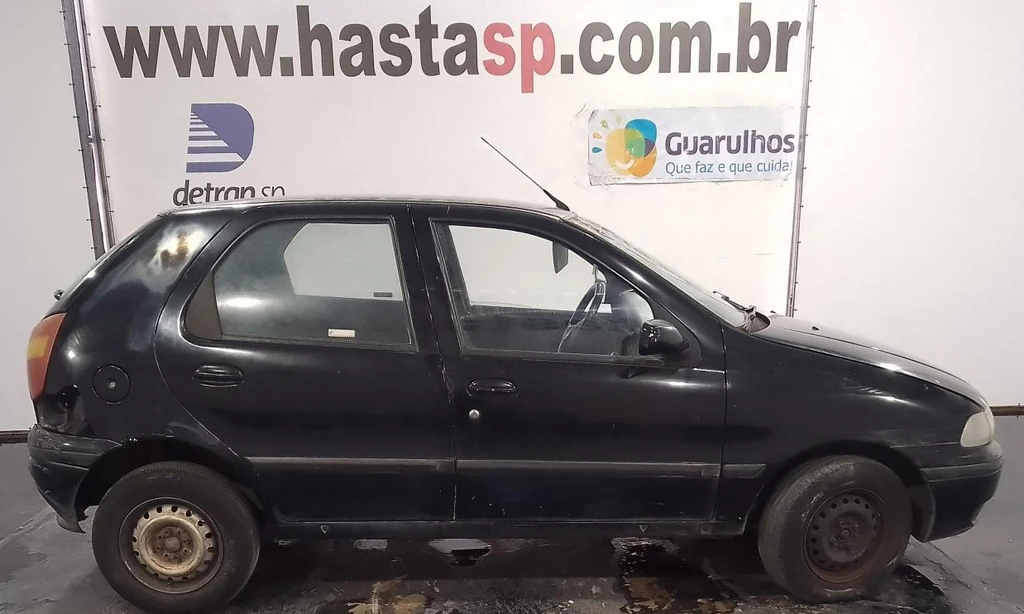 Fiat Palio EX 1999 Sucata Preto em Casa Branca - São Paulo