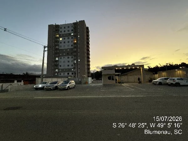 Apartamento com 2 Quartos e 1 Vaga em Blumenau/SC em Blumenau - Santa Catarina