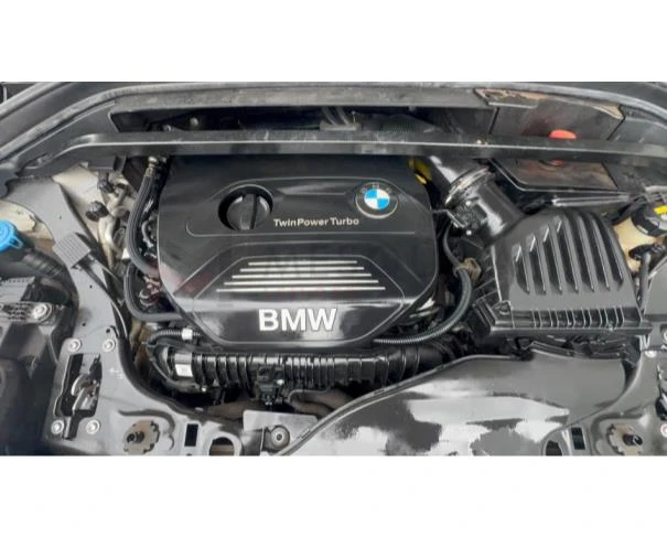 BMW X1 S20I Active 2.0 Automático Branca em São Paulo