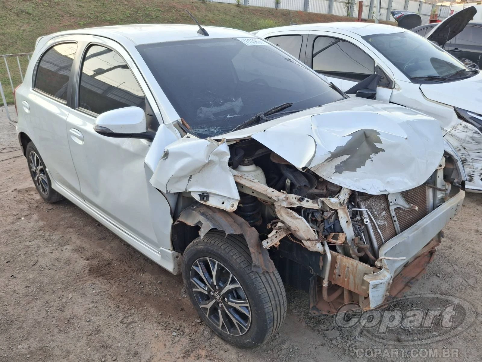 Toyota Etios Platinum 2018 1.5 Automático em Betim - Minas Gerais
