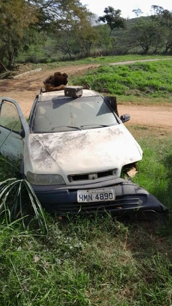 Fiat Strada 2006/2007 Flex Automático? em Muriaé - Minas Gerais