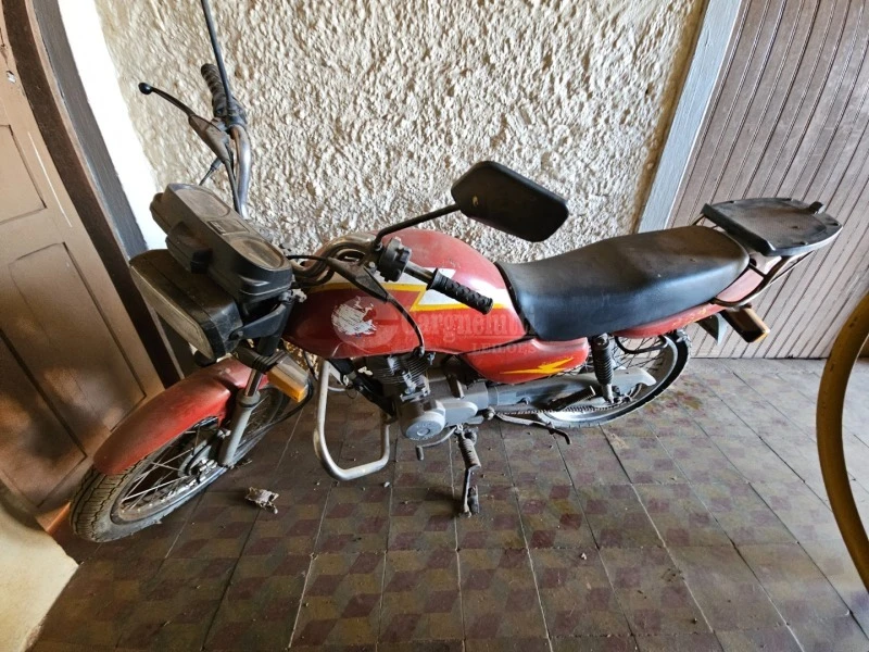 Honda CG 125 Titan 1998 125cc Gasolina Manual em Cruz Alta - Rio Grande do Sul