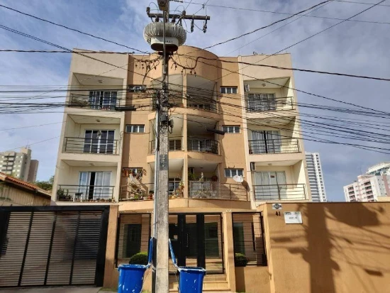 Apartamento com 1 vaga em Arapongas/PR em Arapongas - Paraná
