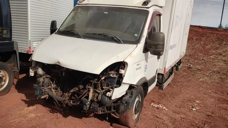 Iveco Daily Daily 35S14HDCS 2016 em Ribeirão Preto