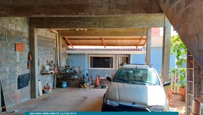 Terreno no Lote 01 Quadra F em Itatiba/SP em Itatiba - São Paulo