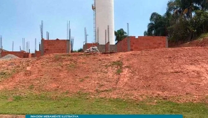 Terreno no Loteamento Fazenda Santa Isabel - Ivoturucaia em Jundiaí/SP em Jundiaí - São Paulo
