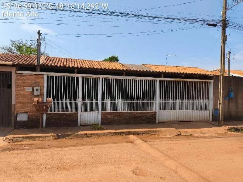 Casa com 2 Quartos em Padre Bernardo/GO em Padre Bernardo - Goiás