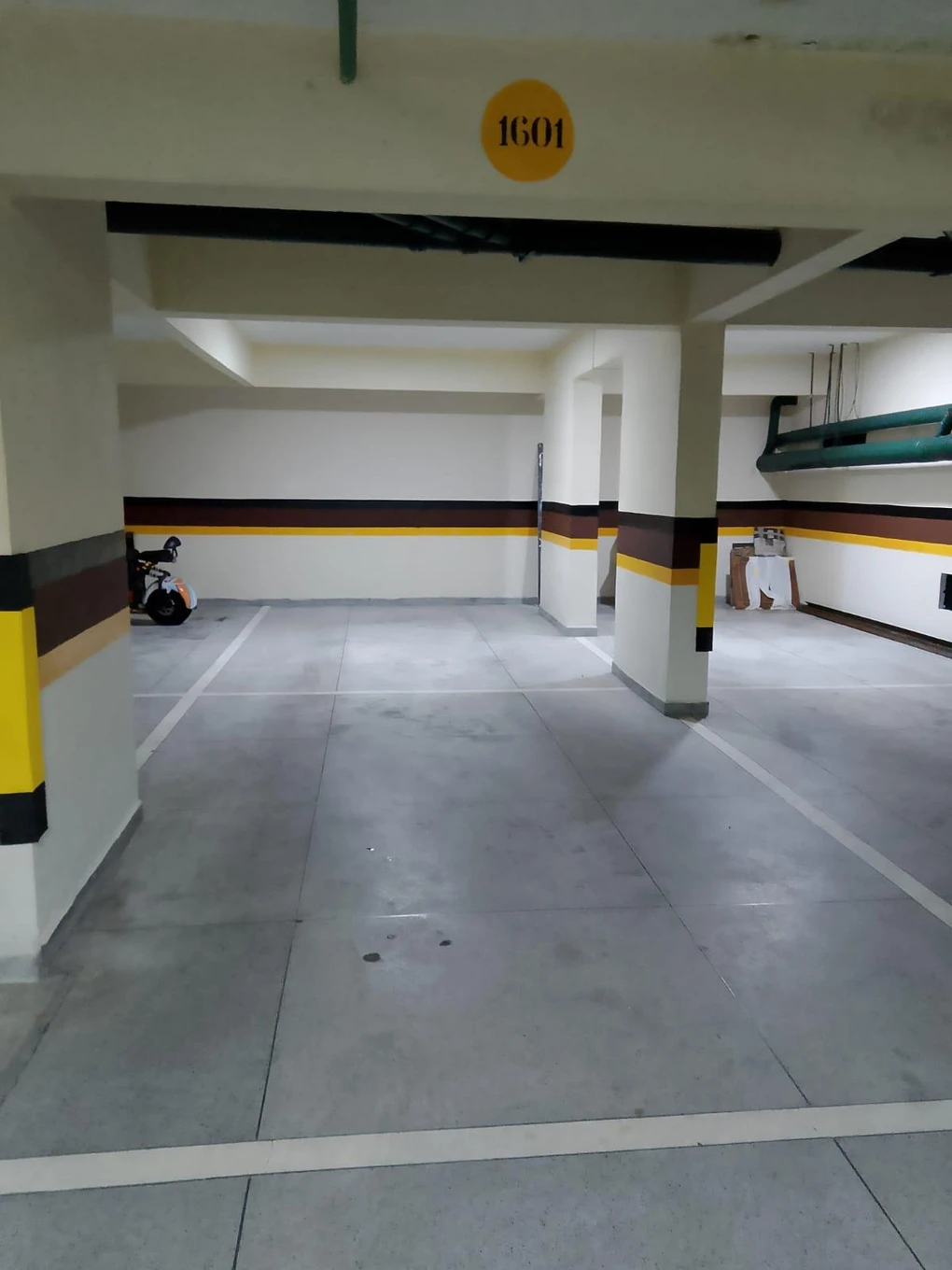 Vaga de Garagem Dupla no Edifício Rio Missouri em Curitiba/PR em Curitiba - Paraná