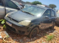 Ford Fiesta 02/03 2002/2003 em Araras - São Paulo