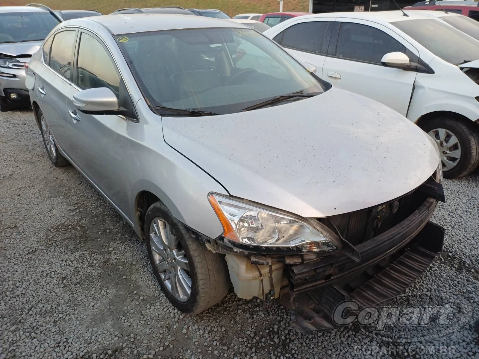 Nissan Sentra SL 2015 2.0 Automático em Itaquaquecetuba - São Paulo