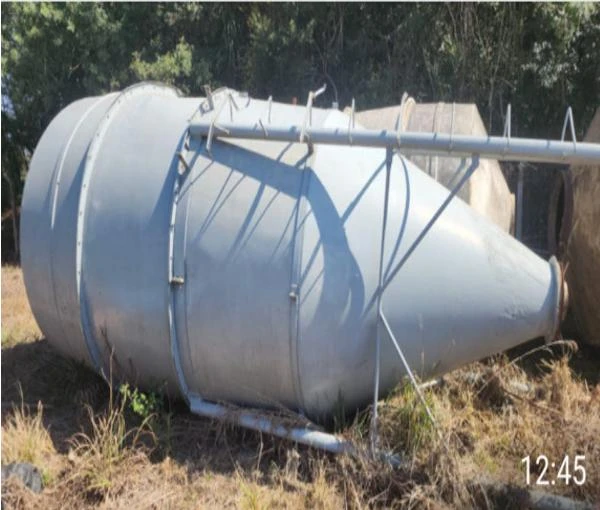 Outro Tanque de fibra para líquido ou cereais em Campo Largo/PR em Campo Largo - Paraná