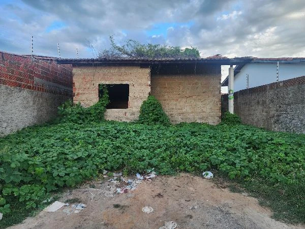 Casa com 70m² de área privativa em Mossoró/RN em Mossoro - Rio Grande do Norte