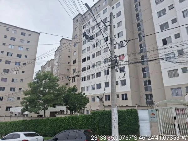 Apartamento com 2 Quartos em Guainazes, Sao Paulo/SP em Sao Paulo - São Paulo