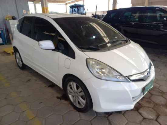 Honda Fit EX FLEX 2013 1.5 Automático em Tijucas - Santa Catarina