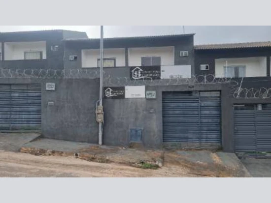 Casa com 107 m² de área privativa em Águas Lindas GO em Águas Lindas De Goiás - Goiás