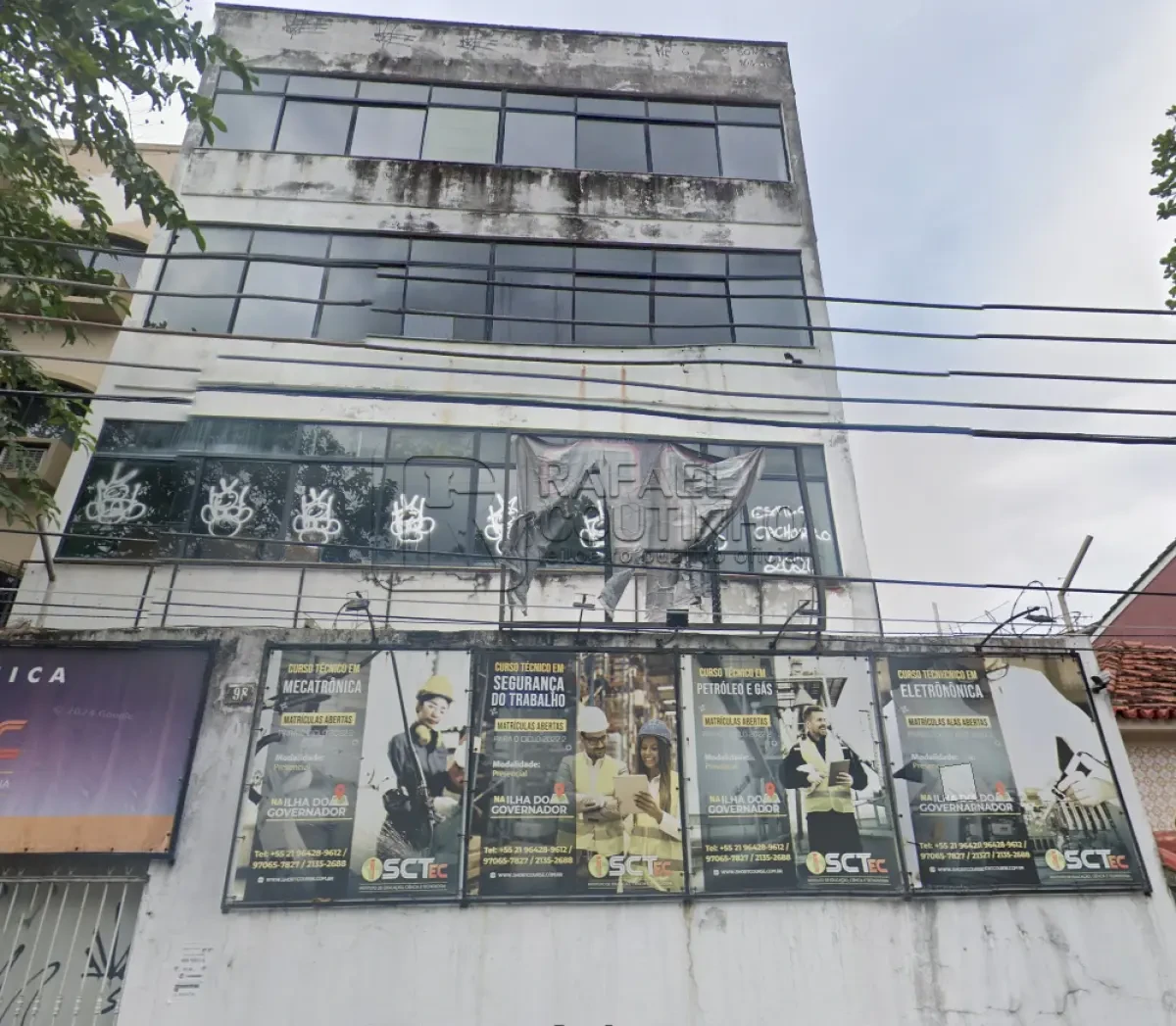 Prédio Comercial com 3 Pavimentos e Térreo em Ilha do Governador/RJ em Ilha Do Governador - Rio de Janeiro