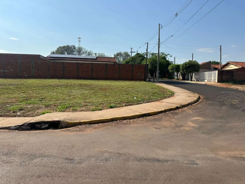 Terreno em Américo de Campos/SP em Américo De Campos - São Paulo