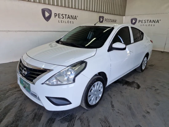 Nissan Versa 1.6 S 2018 2019 Manual em Nova Santa Rita - Rio Grande do Sul