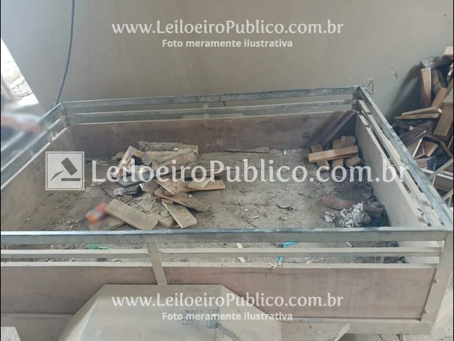 R/HITLER CM 650 2013 em Doutor Pedrinho - Santa Catarina