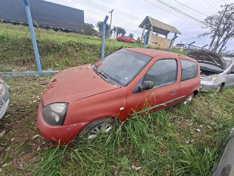 Renault Clio 2008 Hatch em Rio Negrinho - Santa Catarina