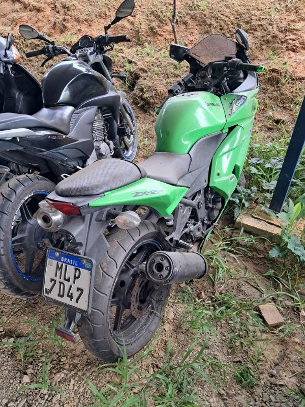 Kawasaki Ninja 250R 2012 250cc Manual em Blumenau