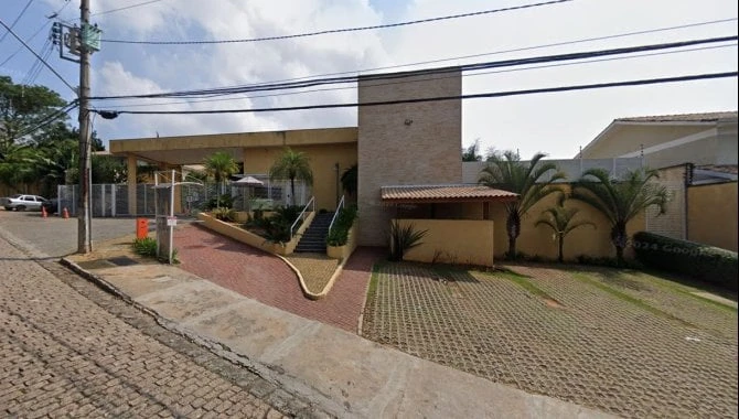 Casa Unid. 72 em Granja Vianna Cotia/SP em Cotia - São Paulo