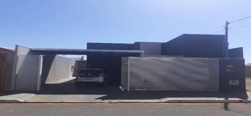 Casa com Garagem Coberta em Campo Grande/MS em Campo Grande - Mato Grosso do Sul