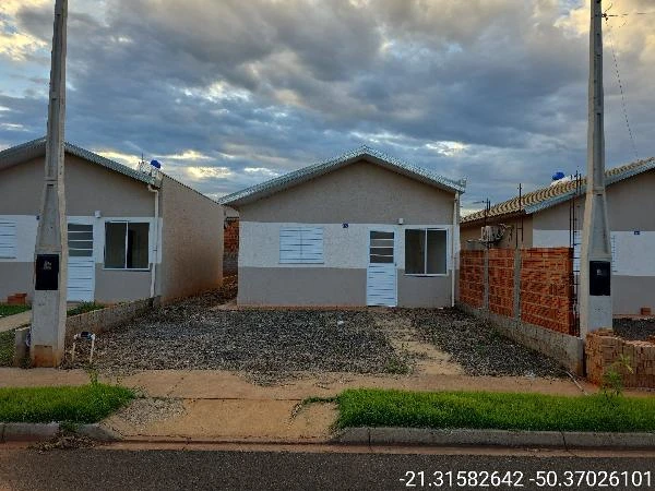 Casa com 2 Quartos em Birigui/SP em Birigui - São Paulo