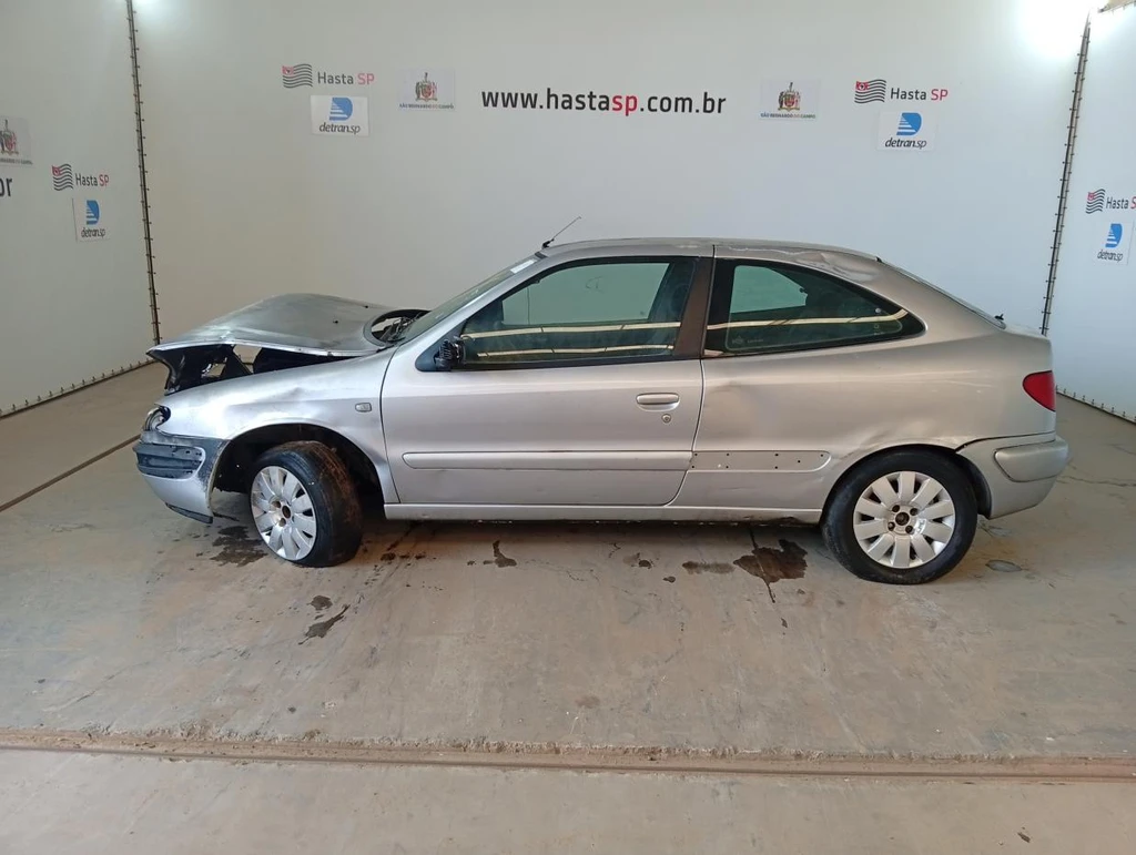 Citroën XSara GLX 2000 2001 Prata em Porto Feliz - São Paulo