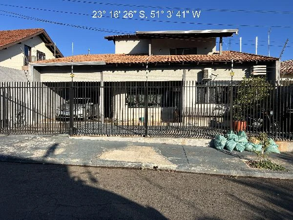 Casa com 4 Quartos em Ibiporã/PR em Ibipora - Paraná
