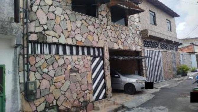 Casa com 1 Vaga em Camaçari/BA em Camaçari - Bahia