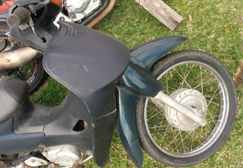 Honda Biz ES 2004 2005 em Brusque - Santa Catarina