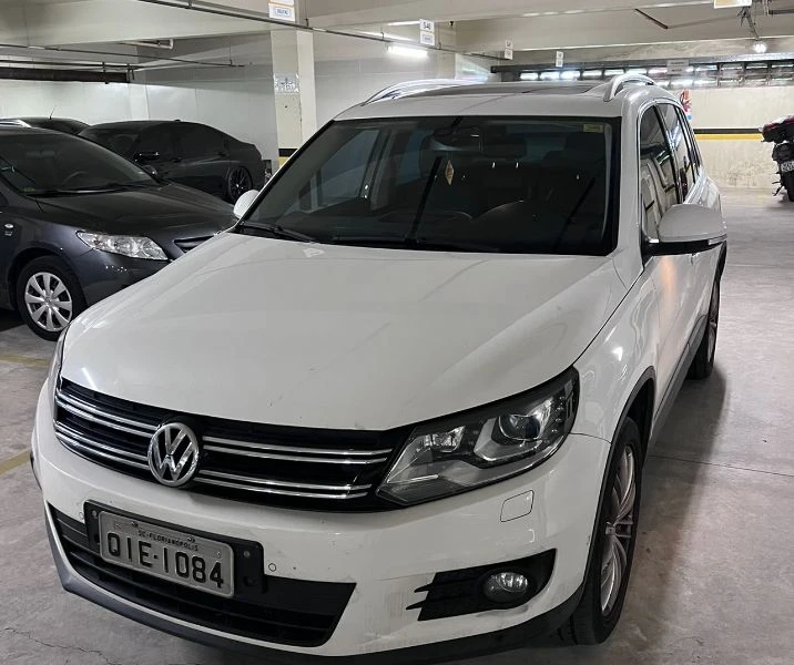 Volkswagen Tiguan 2.0 2013 Automático em Florianópolis - Santa Catarina