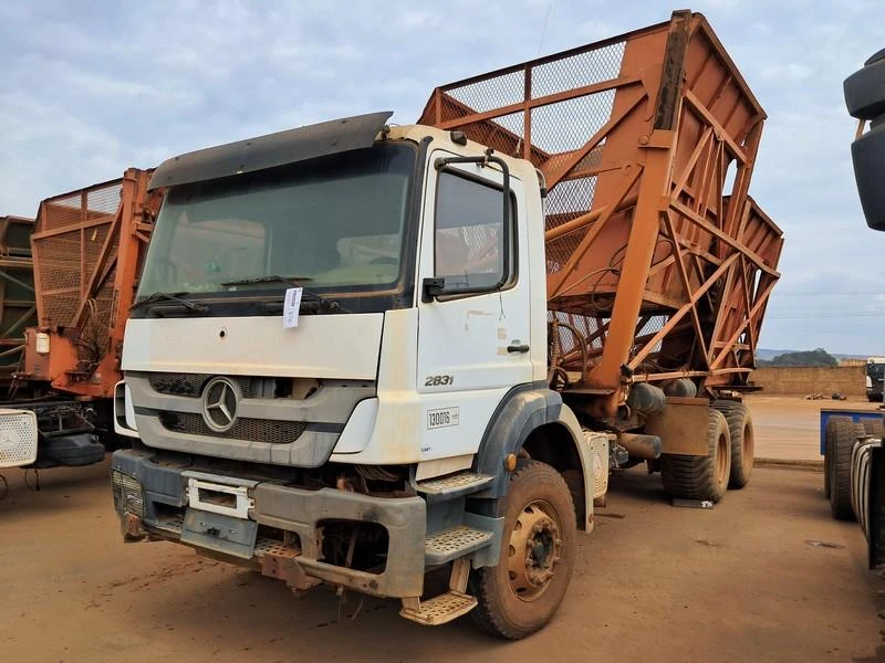 Mercedes-Benz Axor Axor 2831 6x4 2007 Manual Diesel em Pompéu - Minas Gerais