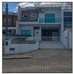Casa com 3 Quartos em Joinville/SC em Joinville - Santa Catarina