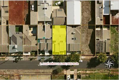 Casa com 300m² no Jardim Monte Rei em Maringá/PR em Maringá - Paraná