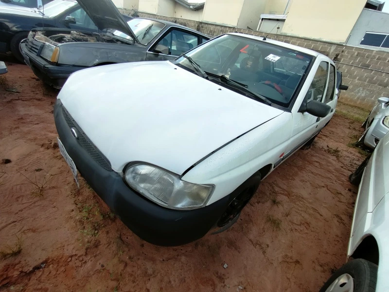 Ford Courier Sucata 2010s em Marília - São Paulo