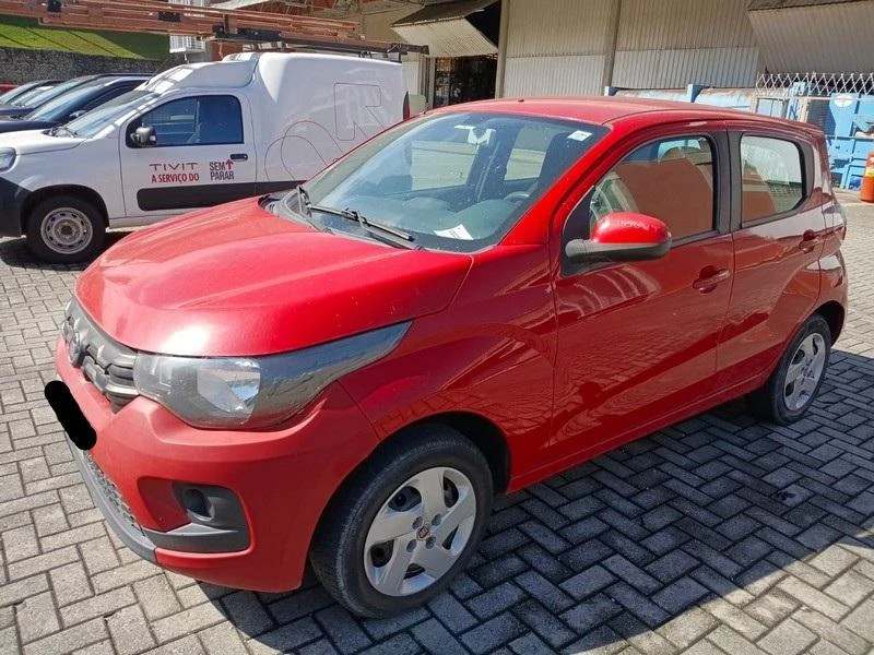 Fiat Mobi Like 2017 2018 Vermelho em Itapevi - São Paulo