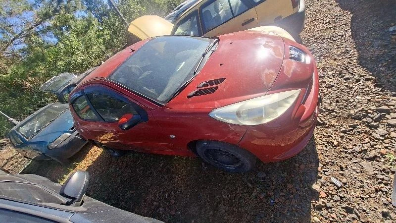 Peugeot 207HB XR XR 2011 em Rio Negrinho - Santa Catarina