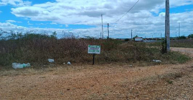 Terreno no Loteamento Bela Vista em Limoeiro do Norte/CE em Limoeiro Do Norte - Ceará