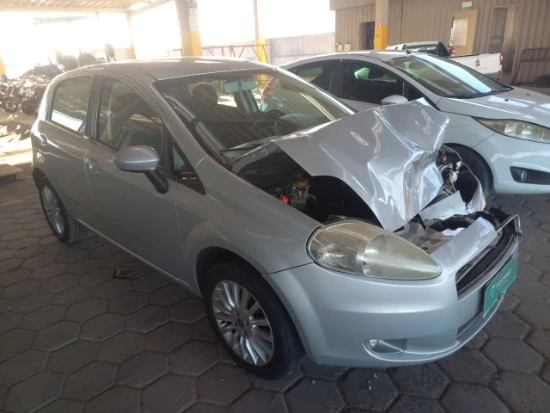 Fiat Punto ELX 1.4 2009 2010 Gas/Alc em Tijucas - Santa Catarina