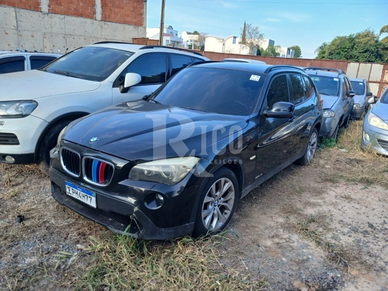 BMW X1 sDrive 1.8i em Indaiatuba - São Paulo