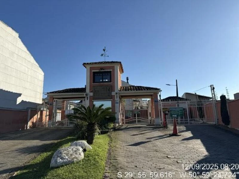 Terreno no Cond Dom Feliciano em Gravataí/RS em Gravataí - Rio Grande do Sul