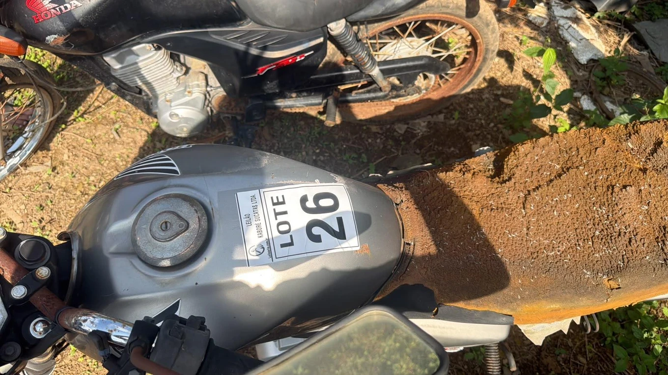 Honda Titan Sucata Lot 26 em Piracicaba - São Paulo