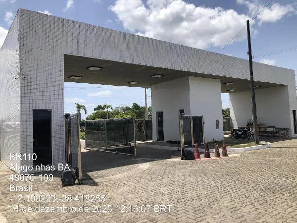 Sala Comercial com 9 Salas e 4 WCs em Alagoinhas/BA em Alagoinhas - Bahia